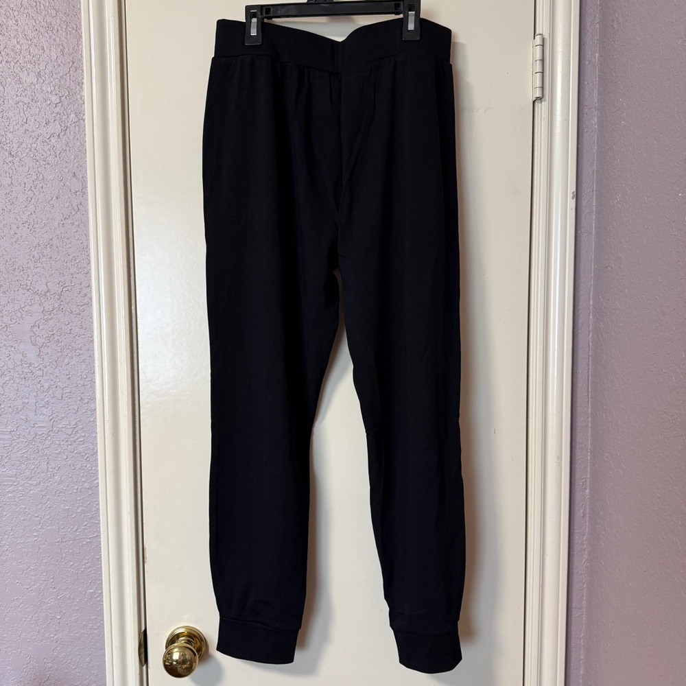 NWT Cozy Earth Women's Brushed Bamboo Jogger Set size Medium - Picture 12 of 15